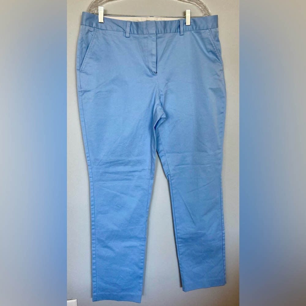 Lands' End Mid Rise Straight Leg Ladies Pant - 16